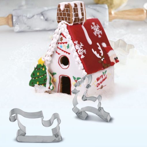 9 darabos 3D karácsonyi kiszúró készlet - Mézeskalács ház, szánkó és szarvas