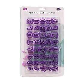 40 darabos műanyag kiszúró szett – Betűk és számok