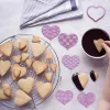 6 darabos műanyag süteménykiszúró és nyomda – Szívek