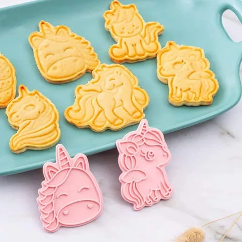 6 darabos műanyag süteménykiszúró és nyomda – Unikornis