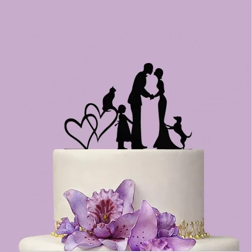 Esküvői tortadísz, tortadekoráció – Nászpár gyerekkel és háziállatokkal 