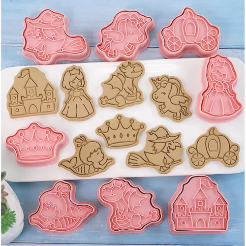 Műanyag süteménykiszúró és nyomda – Mese világ