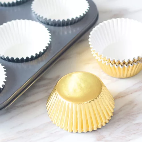 50 darabos muffin papír, muffin kapszli – Metál arany