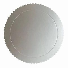   Ezüst színű, kör alakú fodros tortaalátét, tortakarton – 20 cm