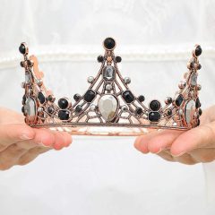   Tortadekoráció, tortadísz – Rose gold korona fekete kövekkel