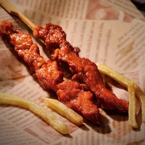 Újság mintájú zsírpapír, csomagoló papír – 18 cm - Barna