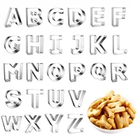 Betű és szám kiszúrók és mintázók